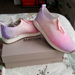 Kenneth Cole Reaction Cameron Zip Jewel Jogger Sneaker